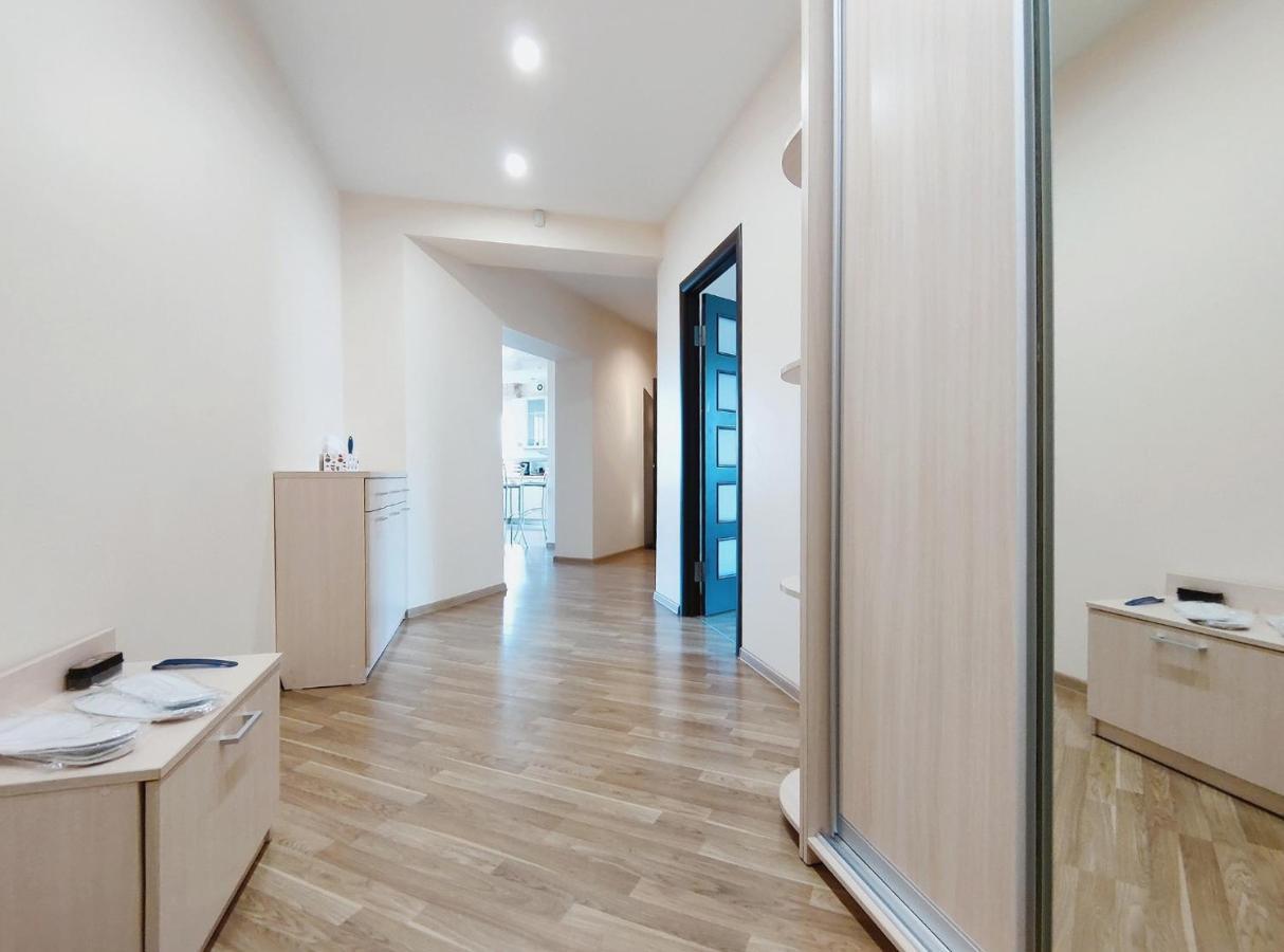 Positive Apartment Lviv Exterior photo