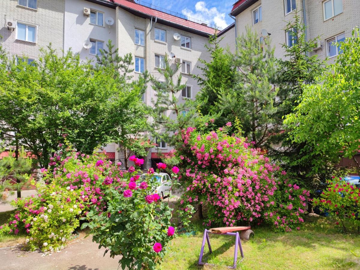 Positive Apartment Lviv Exterior photo